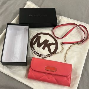 Marc Jacobs Pink Quilted Crossbody bag